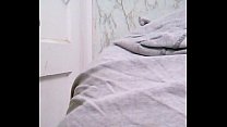free トイレで隠し缶に引っ掛かった18歳のお姉さん video