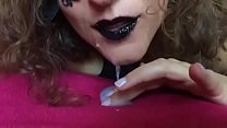 free 黒い唇が私の口の中で絶頂ラテックス手袋はslowmoを吐き出します video