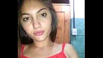 free злополучная мамануэла танцует и сует палец video