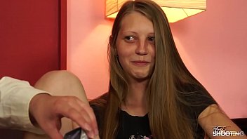 free сексуальная юная модель стала дикой кошкой увидев большой член video