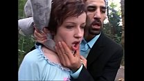 free секс вчетвером с милой девушкой и извращенным шмелем video