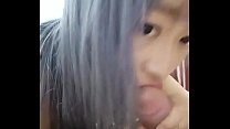 free 手机直播美女主播和炮友大秀足交口交浴室炮友尿身上再洗澡喜欢的不要错过 video