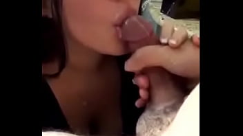 free como traga leche la perra video