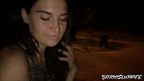 free незнакомец меня узнал на улице и предложил сделать минет я согласилась и проглотила его сперму video