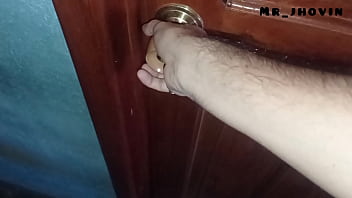 free me culie a la empleada de servicio mientras descansaba en la madrugada la folle sin condón video