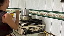 free друг моего парня наблюдает за мной пока я тренируюсь и я решила пригласить его трахнуть меня video