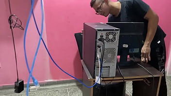 free моя падчерица очень возбуждена и хочет чтобы я снова трахнул ее киску но на этот раз в офисе video