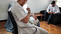 free я пошла к гинекологу и развратные врачи меня съели и я даже сквиртила video