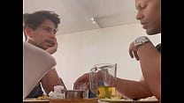 free трейлер мы пошли в отель чтобы дать тебе твердый член как десерт в попку моего любопытного натурального друга video