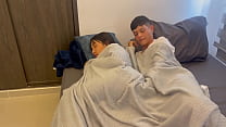 free я прошу свою мачехумилфу разделить кровать в качестве предлога чтобы жестко ее трахнуть и вылить на нее свою video