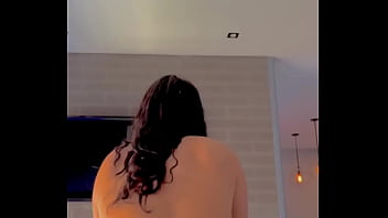 free lizbeth rodriguez balançando a bunda para um fã ela diz a ele agora video