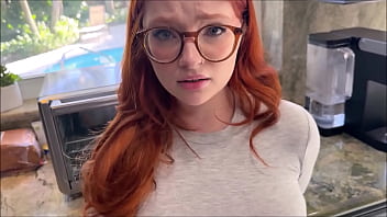 free рыжая падчерица наполненная спермой наоми хьюз семейная терапия алекс адамс video