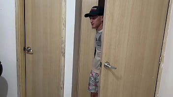 free жесткий секс в номере отеля где я остановился со сводной сестрой когда мы отправились на экскурсию большая сука video