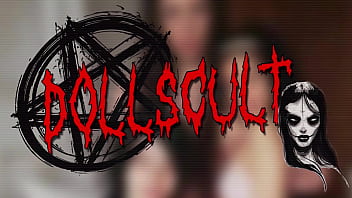 free it makes me very horny to play with this realistic dildo dollscult video