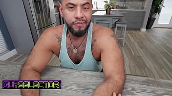 free guy selector можно ли разделить пространство с горячим нико медведем и получить шанс потрахаться вы решаете как video